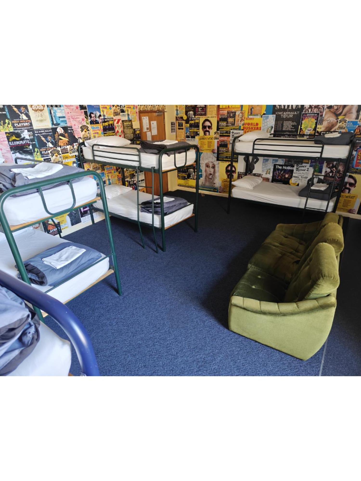 Tuatara Hostel